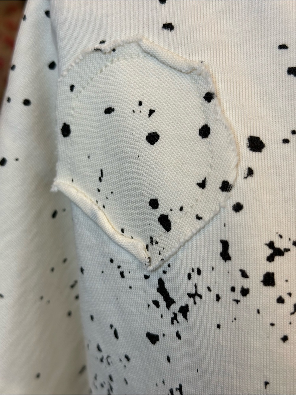 BLUE VELVET White Graphic Splatter T-Shirt Dress with ABSTRACT WOLF Print - Picture 4 of 12